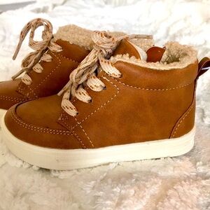 NEW Toddler Boy Camel Shoes Size 6